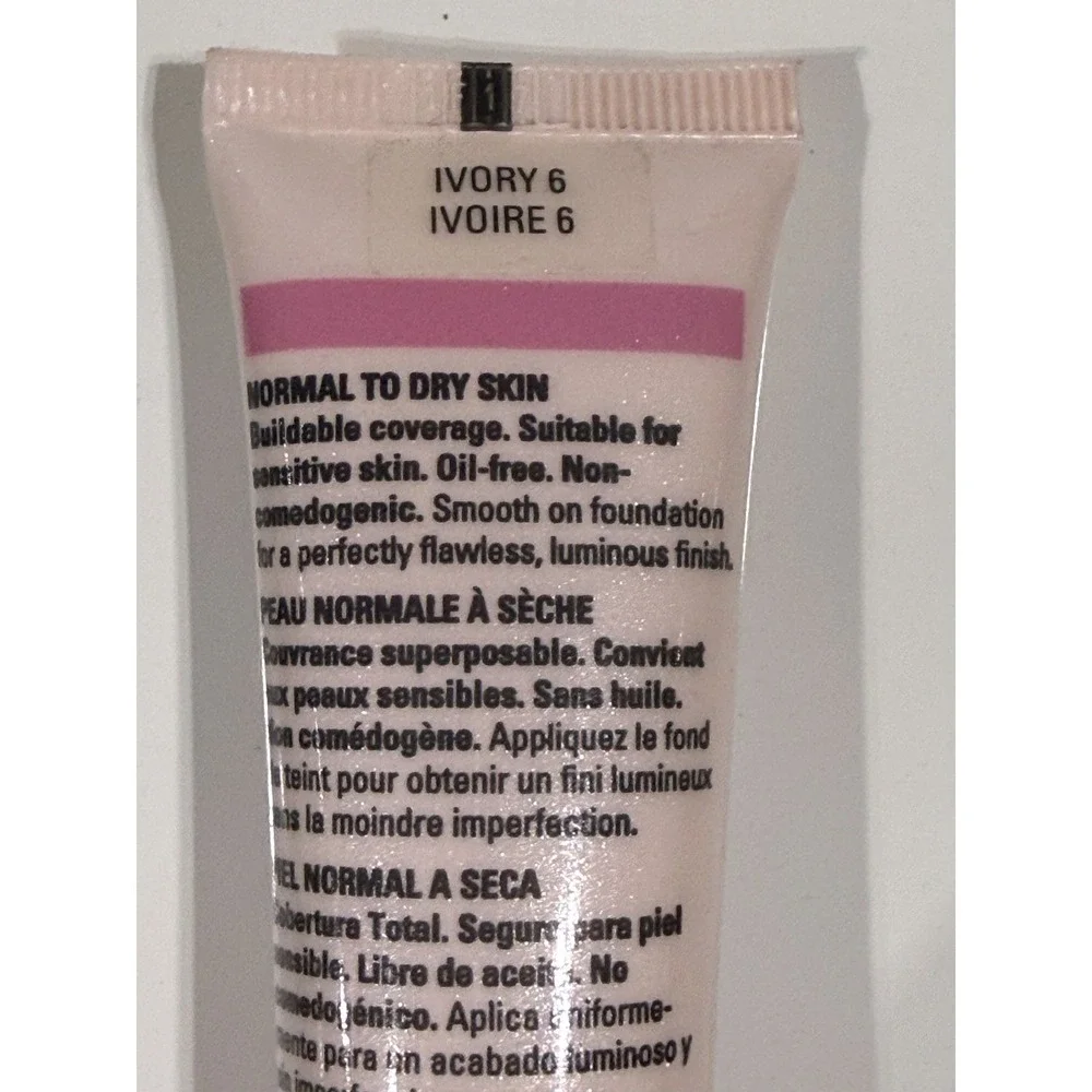 MARY KAY Timewise Luminous Wear Liquid‎ Foundation - Normal to Oily - Ivory 6
